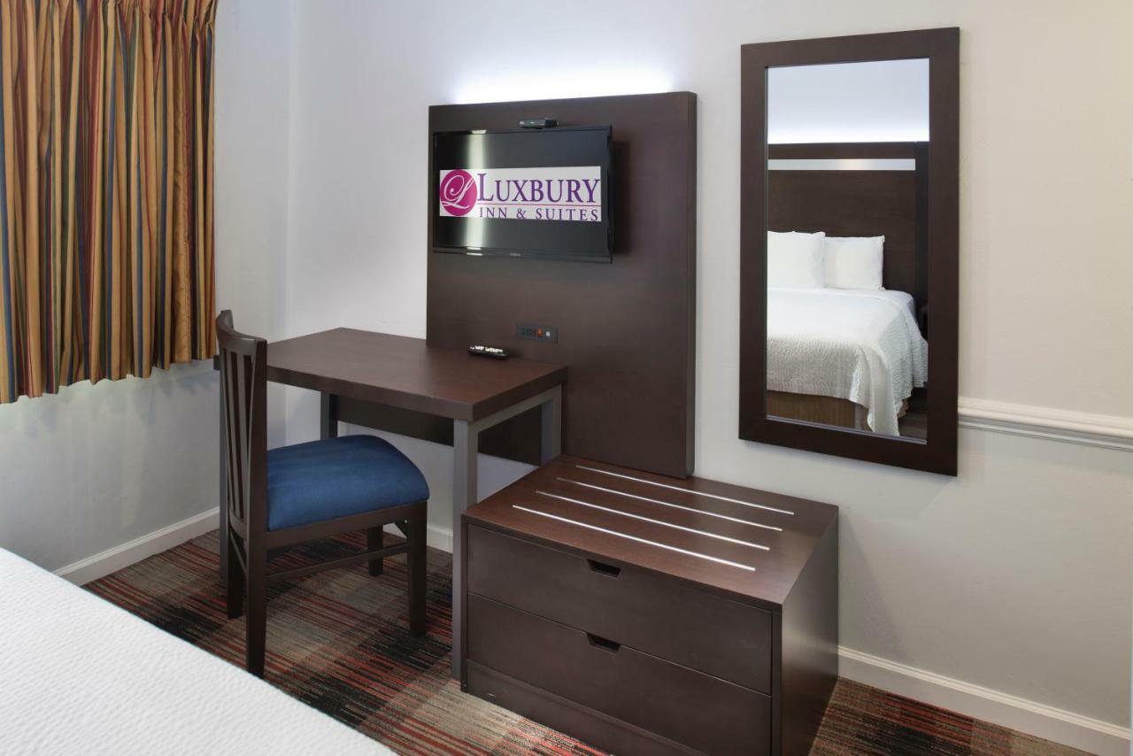 Luxbury Inn & Suites Maryville Esterno foto